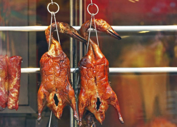 Dollar General expands prepared foods to include Peking Duck.