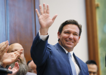 Desantis Suspends Campaign Just Hours After Six Flags Reduces Height Requirement for Trademark Rollercoaster “Tatsu.”