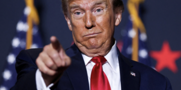 Oprah endorses Kamala at DNC; Trump hopes maybe Jerry Springer will come around.